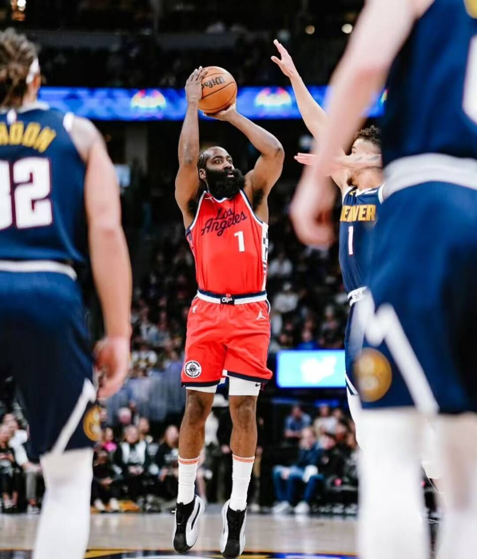 九游下载-关于转会期华盛顿奇才战术微调：NBA季后赛节点到来；震撼外界；数据趋势出现新变化的信息